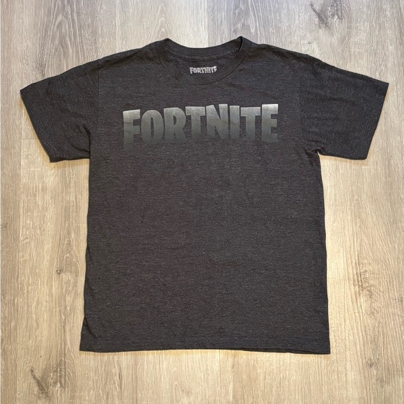 Fortnite Other - Boy’s Fortnite Grey Graphic T-shirt 10/12